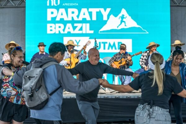painel Nubank Paraty Brazil by UTMB com o público
